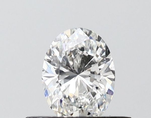 Oval Lab-Grown Diamond image
