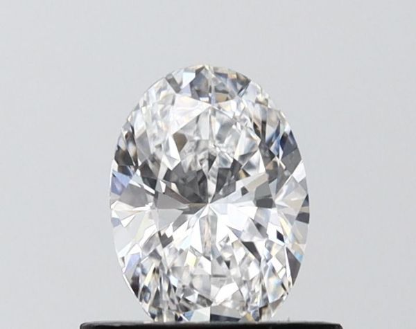 Oval Lab-Grown Diamond image