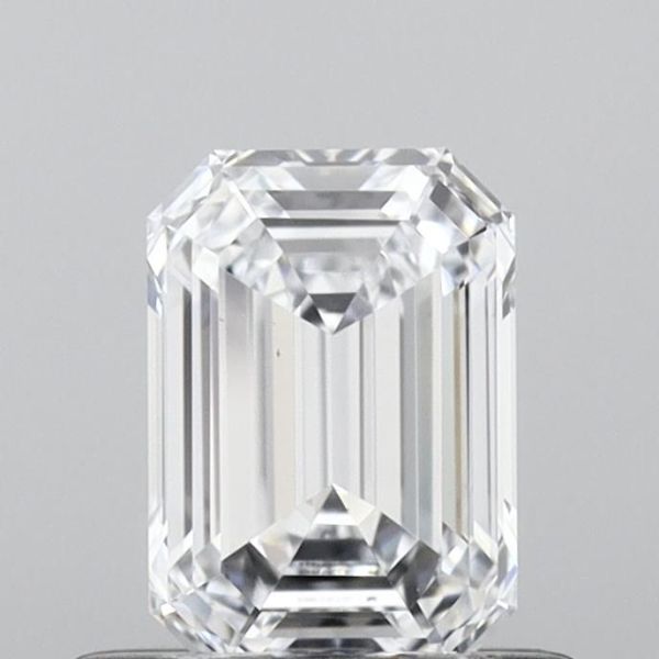 Emerald Lab-Grown Diamond image