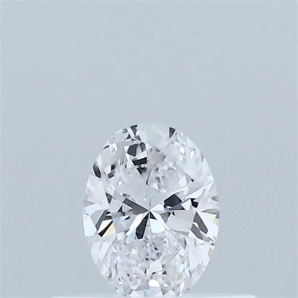 Oval Lab-Grown Diamond image