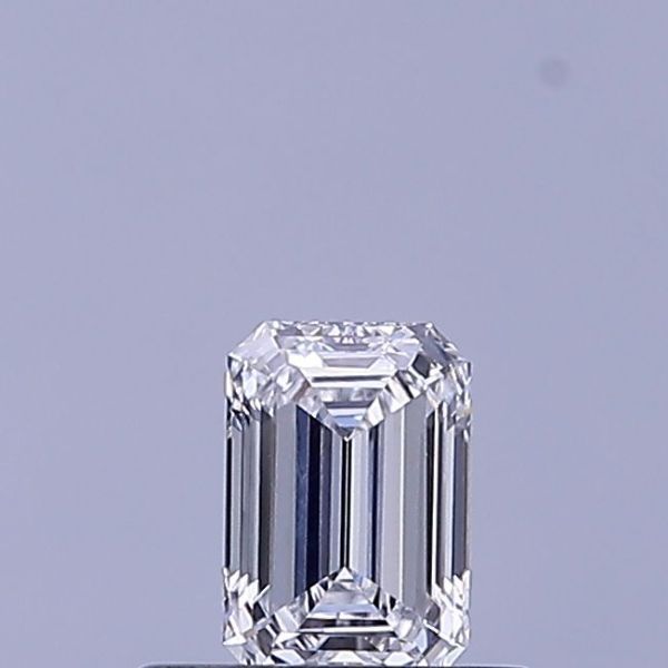 Emerald Lab-Grown Diamond image