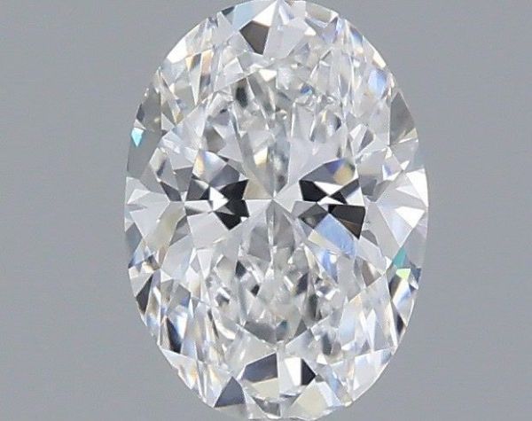 Oval Lab-Grown Diamond image