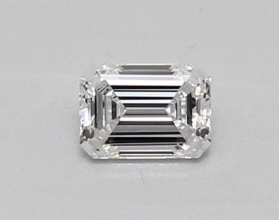 Emerald Lab-Grown Diamond image