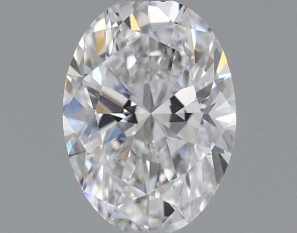 Oval Lab-Grown Diamond image