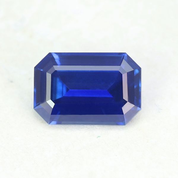 Emerald Gemstone image