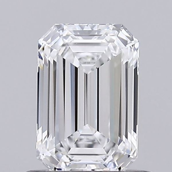 Emerald Lab-Grown Diamond image