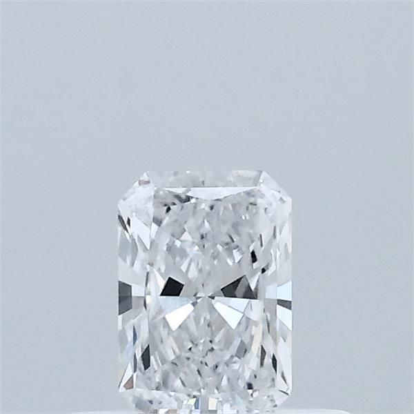 Radiant Lab-Grown Diamond image