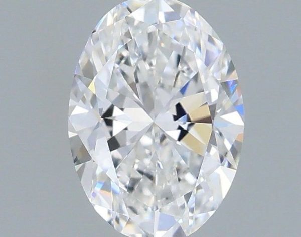 Oval Lab-Grown Diamond image