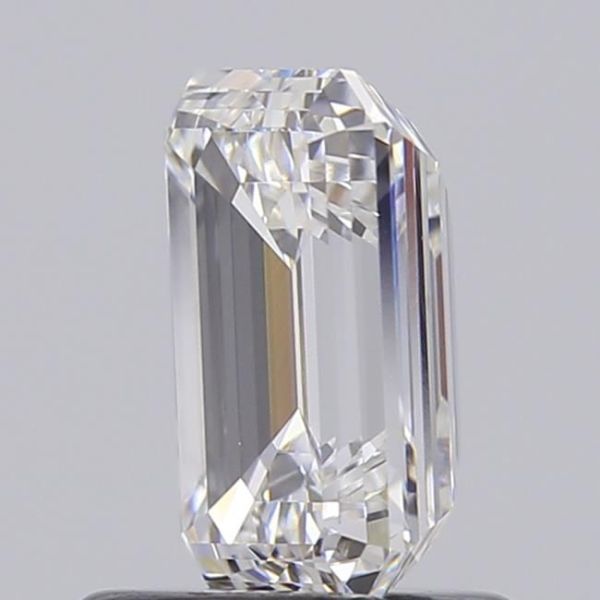 Emerald Lab-Grown Diamond image