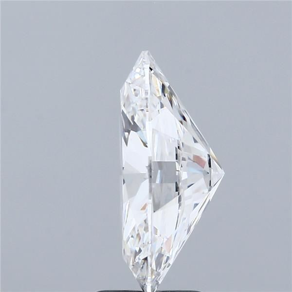 Oval Lab-Grown Diamond image