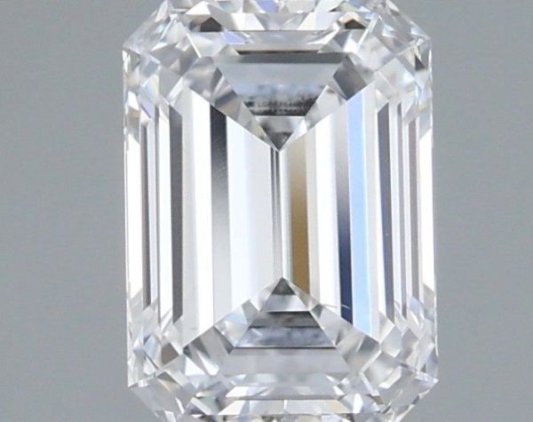 Emerald Lab-Grown Diamond image