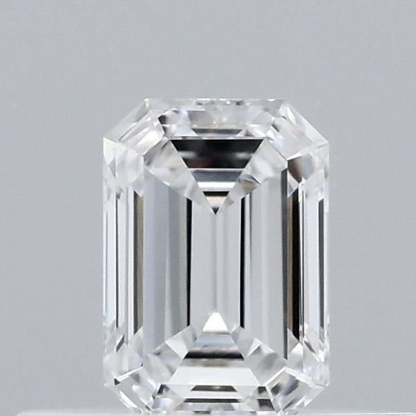 Emerald Lab-Grown Diamond image