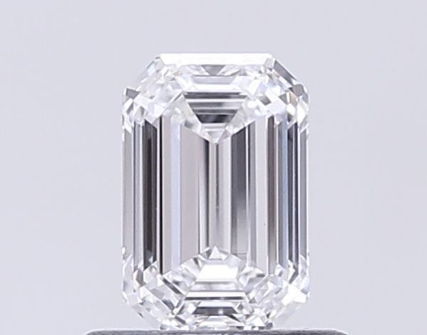Emerald Lab-Grown Diamond image
