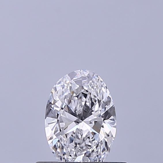 Oval Lab-Grown Diamond image
