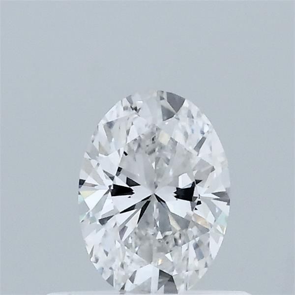 Oval Lab-Grown Diamond image