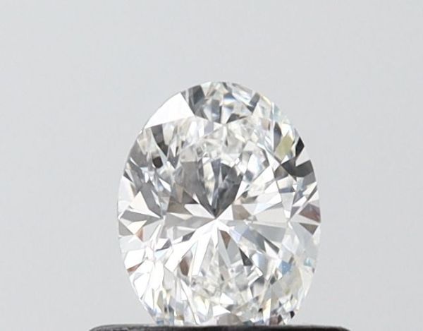 Oval Lab-Grown Diamond image