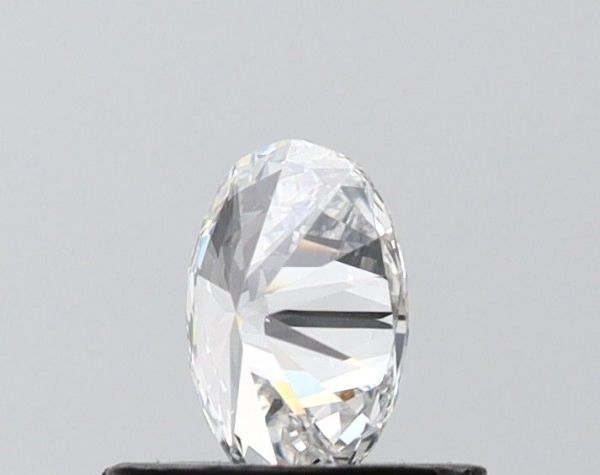 Oval Lab-Grown Diamond image