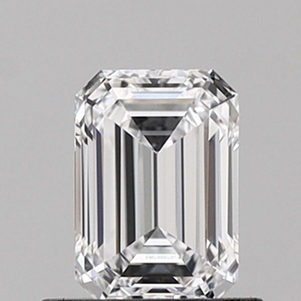 Emerald Lab-Grown Diamond image