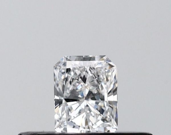 Radiant Lab-Grown Diamond image