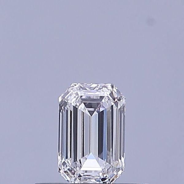 Emerald Lab-Grown Diamond image
