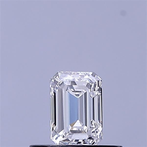 Emerald Lab-Grown Diamond image