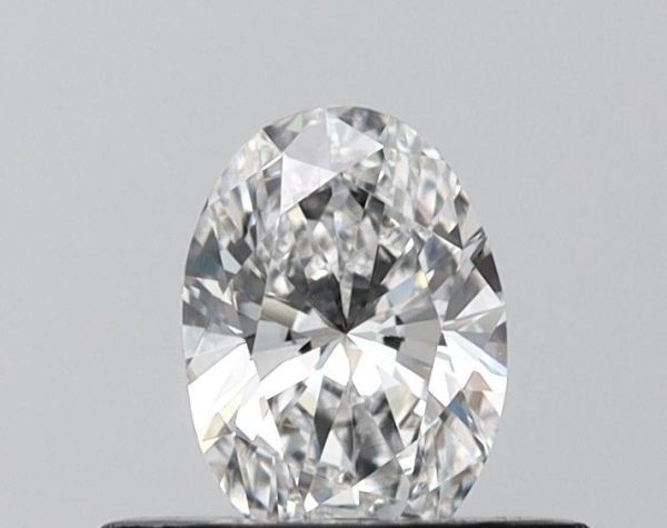 Oval Lab-Grown Diamond image