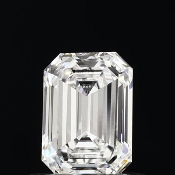 Emerald Lab-Grown Diamond image