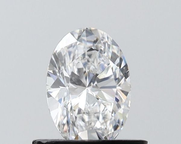 Oval Lab-Grown Diamond image