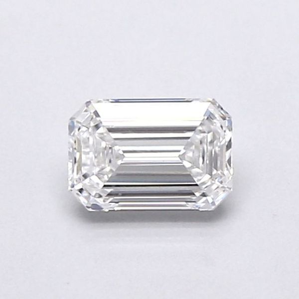 Emerald Lab-Grown Diamond image
