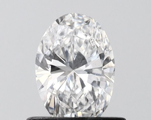 Oval Lab-Grown Diamond image