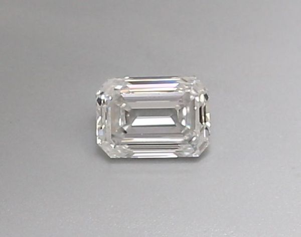 Emerald Lab-Grown Diamond image