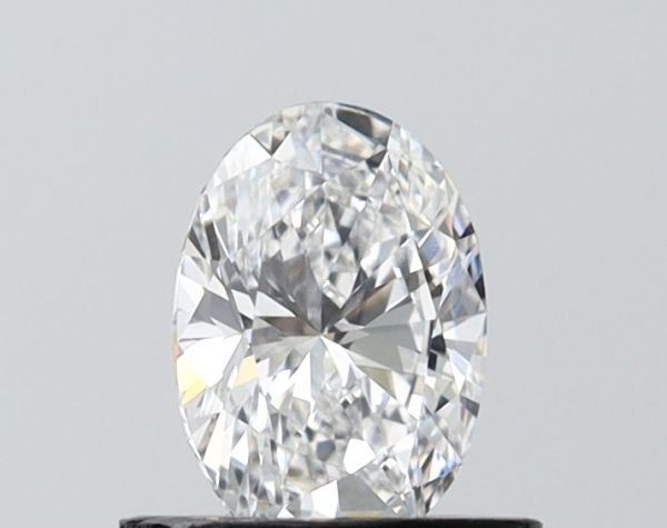 Oval Lab-Grown Diamond image