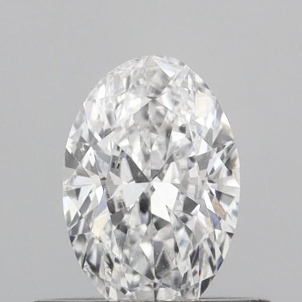 Oval Lab-Grown Diamond image