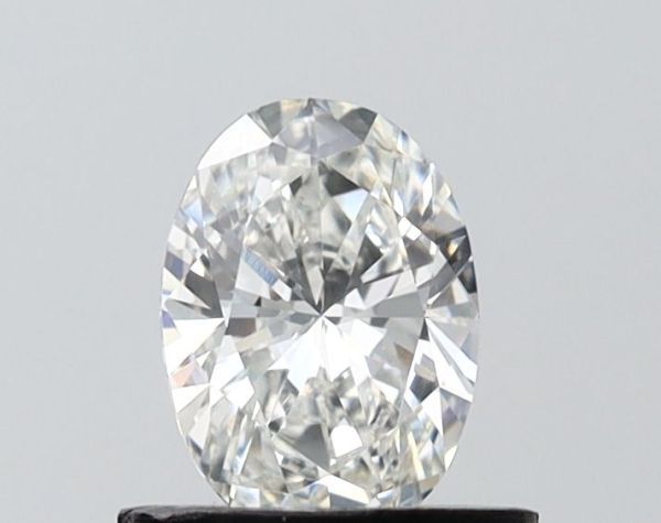 Oval Lab-Grown Diamond image