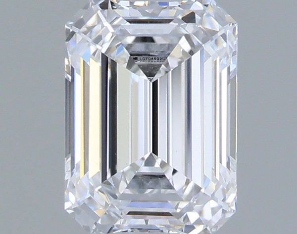 Emerald Lab-Grown Diamond image