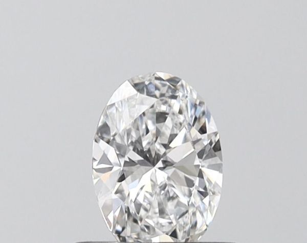Oval Lab-Grown Diamond image