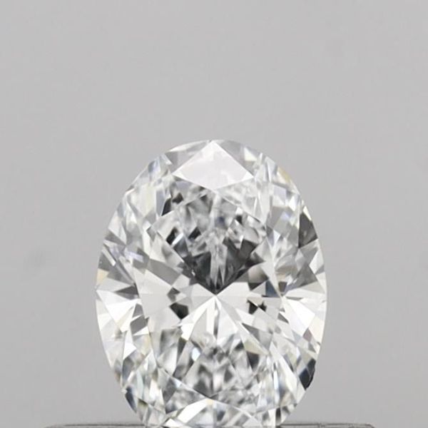 Oval Lab-Grown Diamond image