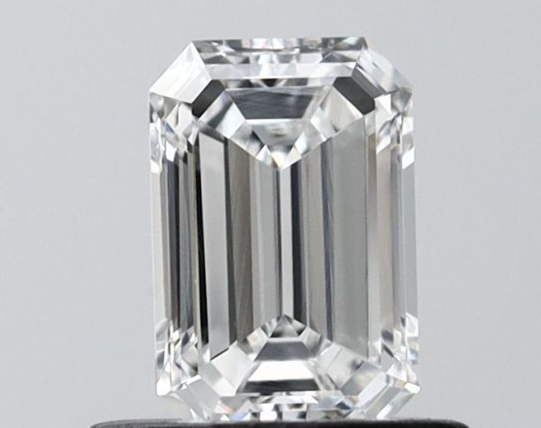 Emerald Lab-Grown Diamond image