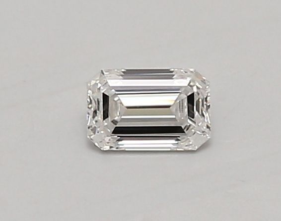 Emerald Lab-Grown Diamond image