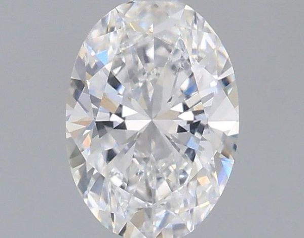 Oval Lab-Grown Diamond image