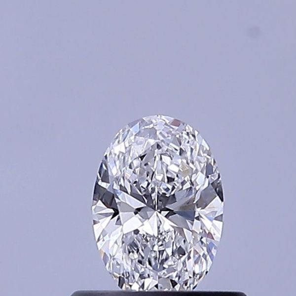Oval Lab-Grown Diamond image