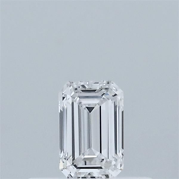 Emerald Lab-Grown Diamond image