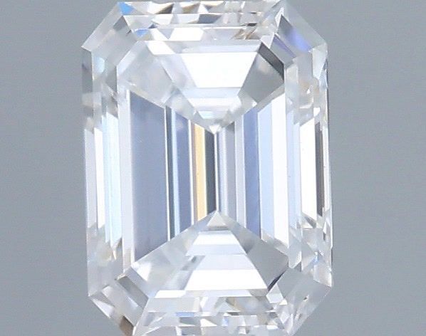Emerald Lab-Grown Diamond image