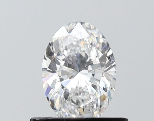 Oval Lab-Grown Diamond image