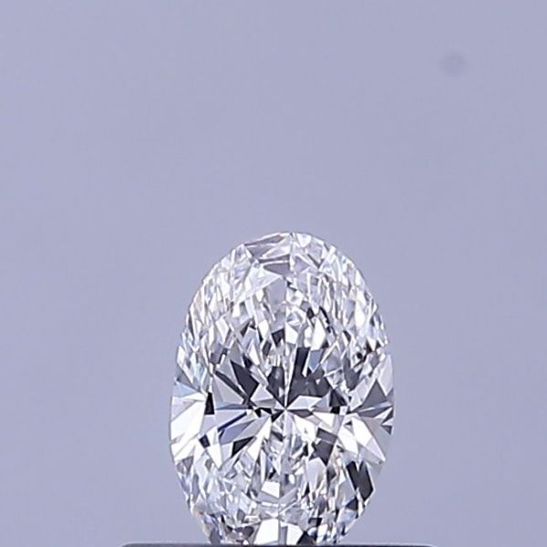 Oval Lab-Grown Diamond image