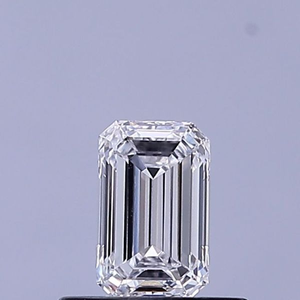 Emerald Lab-Grown Diamond image