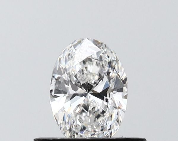 Oval Lab-Grown Diamond image