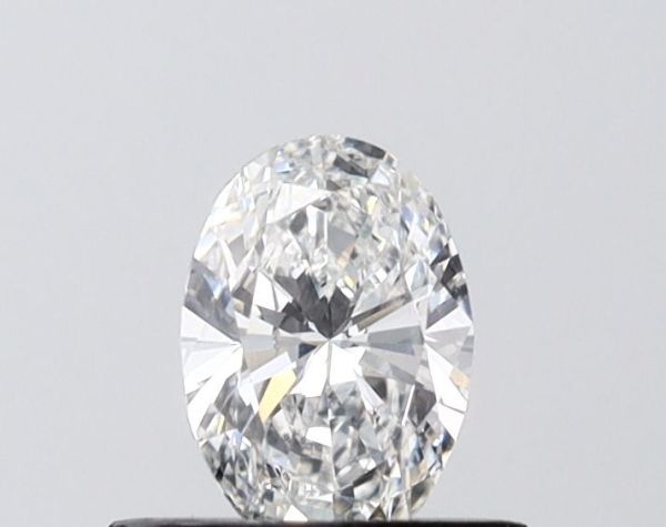 Oval Lab-Grown Diamond image
