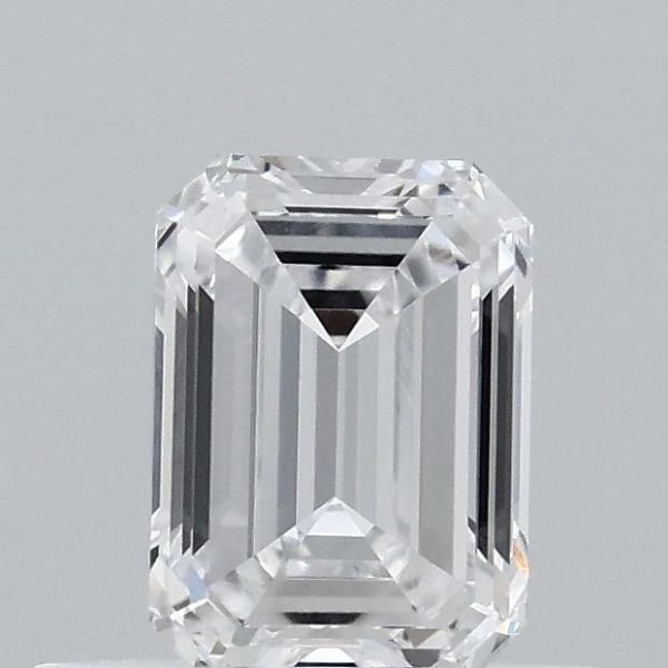 Emerald Lab-Grown Diamond image