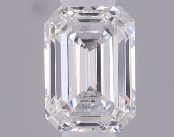 Emerald Lab-Grown Diamond image